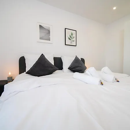 71 Qm - 3 Bedroom - Düsseldorf