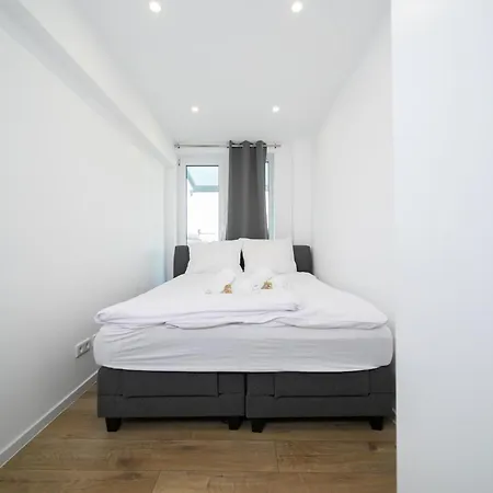 71 Qm - 3 Bedroom - Düsseldorf
